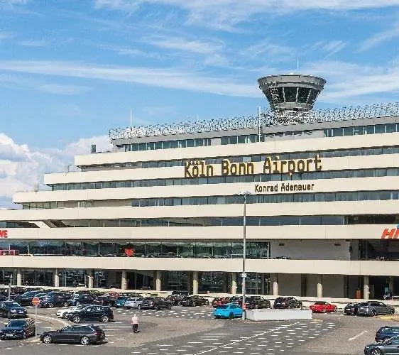 Gemuetlich Und Zentral, 3km Zum Flughafen Koeln-bonn 아파트