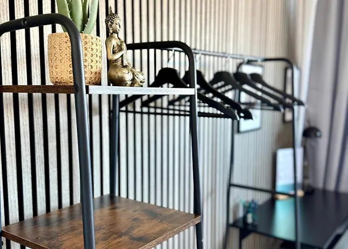 Gemuetlich Und Zentral, 3km Zum Flughafen Koeln-bonn