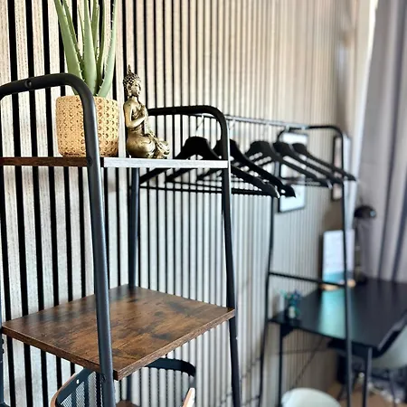 Gemuetlich Und Zentral, 3km Zum Flughafen Koeln-bonn