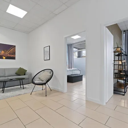 アパート Gemuetlich Und Zentral, 3km Zum Flughafen Koeln-bonn