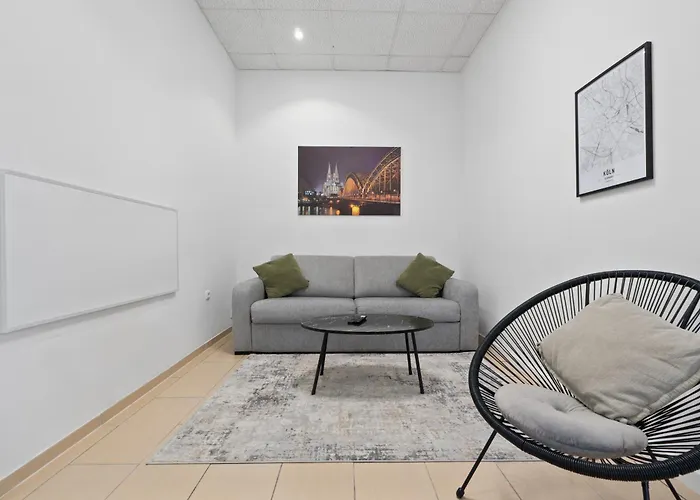 Apartamento Gemuetlich Und Zentral, 3km Zum Flughafen Koeln-bonn Colónia