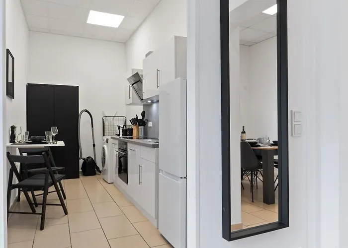 Apartamento Gemuetlich Und Zentral, 3km Zum Flughafen Koeln-bonn *