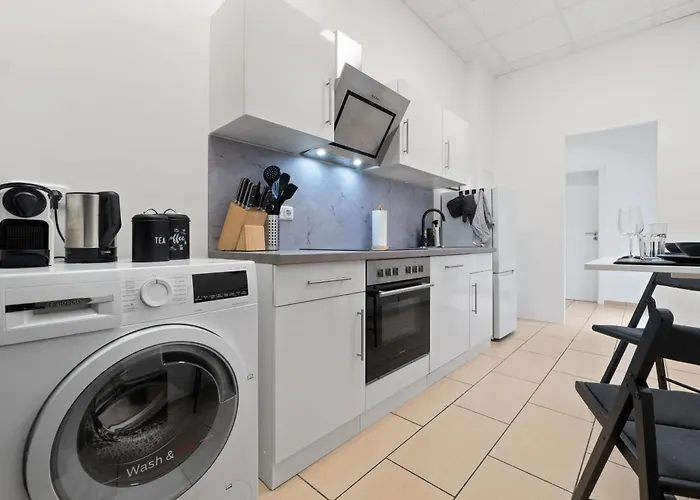 Apartamento Gemuetlich Und Zentral, 3km Zum Flughafen Koeln-bonn Colónia